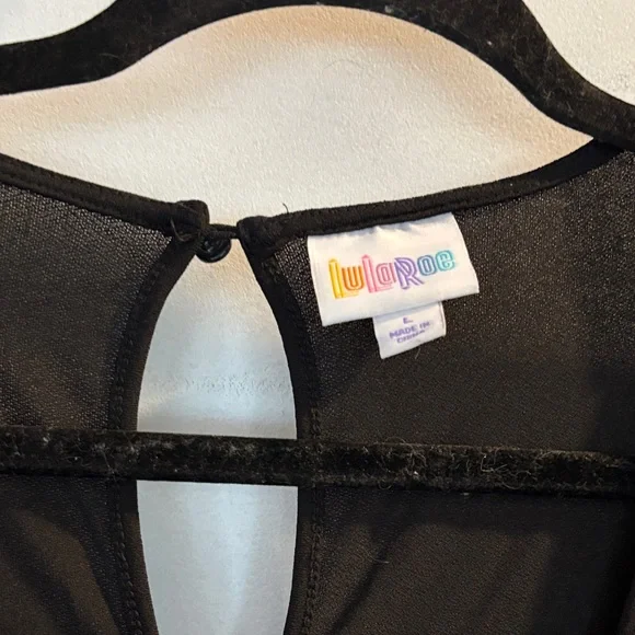 LuLaRoe Classic Black jumper- NWOT - Picture 2 of 7